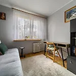Szczepin Spacious By Bookinghost