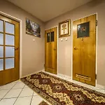Szczepin Spacious By Bookinghost 아파트 브로츠와프