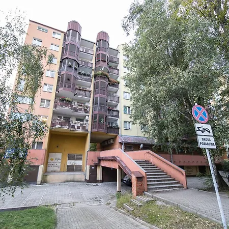 Szczepin Spacious Apartment *