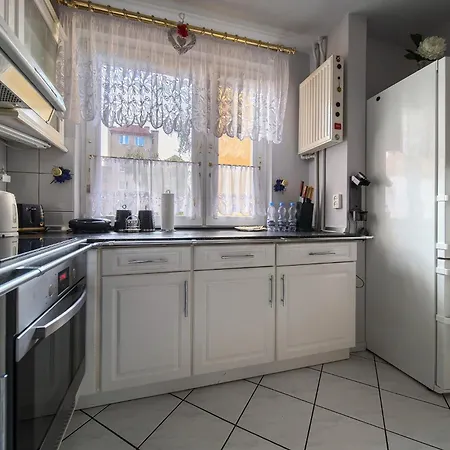 Apartment Szczepin Spacious By Bookinghost Breslau